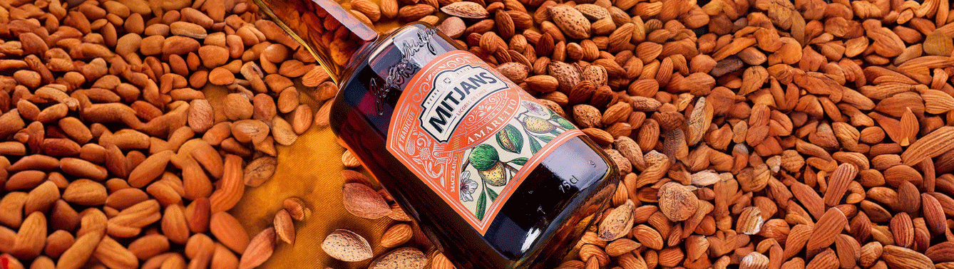 Brindemos por el Amaretto Brindemos por el Amaretto